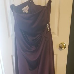 Bridesmaids/ prom dress